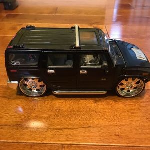 MODEL CAR. HUMMER. 80$ value refurbished. Act now!